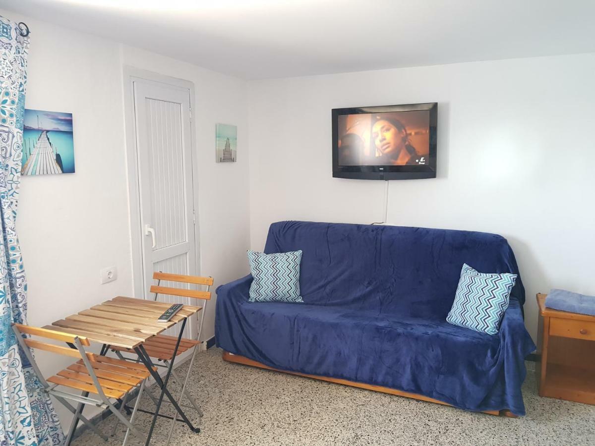 Bed And Breakfast By The Sea Pozo Izquierdo Экстерьер фото